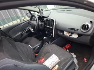 Renault Clio IV 1.2 TCE 16V GT EDC Sloopvoertuig (2015, Metallic, Grijs)